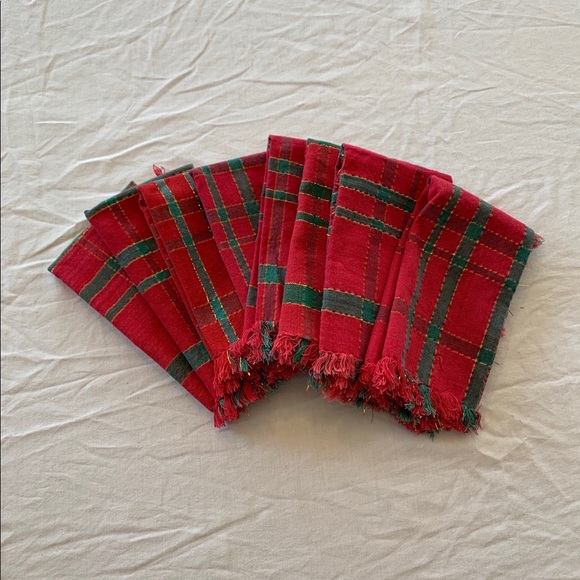 Other - 8 Napkins 16”x15”